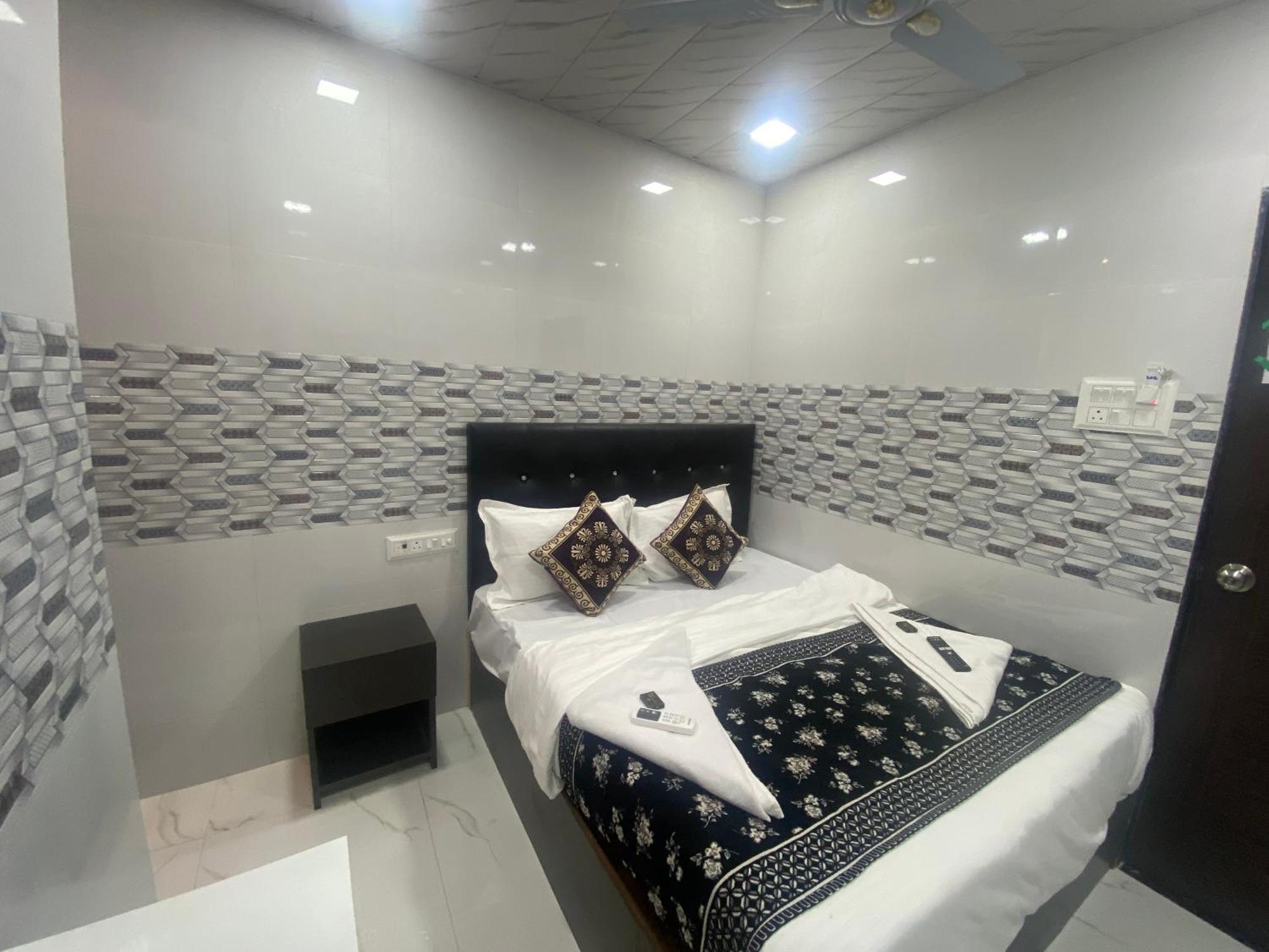 Hotel O Sai Residency Mumbai Eksteriør bilde